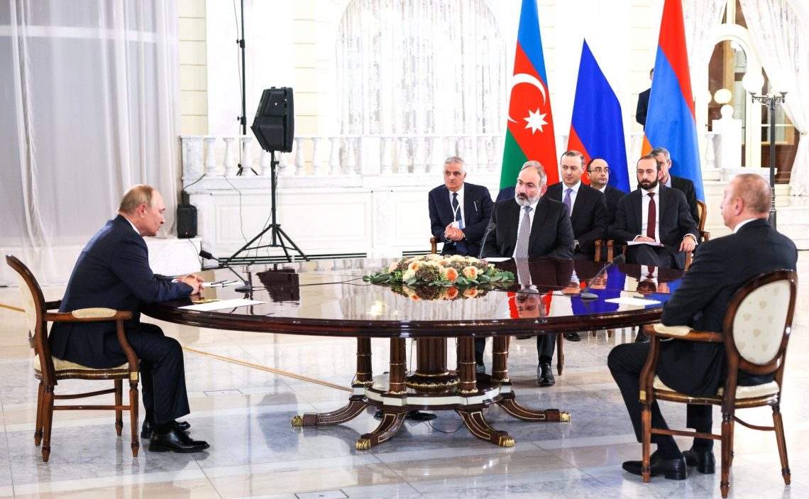 Путин, Алиев и Пашинян на встрече в Сочи, 2022 год
