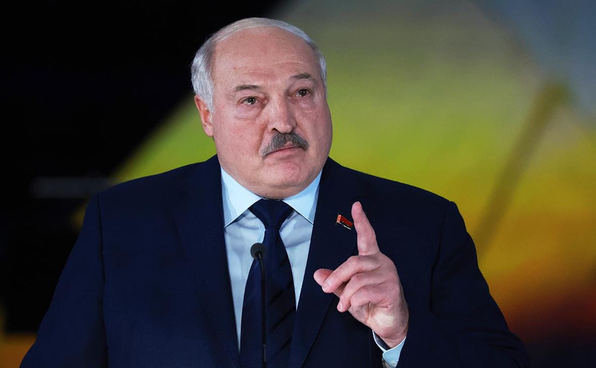 Лукашенко освободил ряд политзаключенных: среди них кандидат в президенты Статкевич, активист Лосик, антифашист Дедок и философ Мацкевич